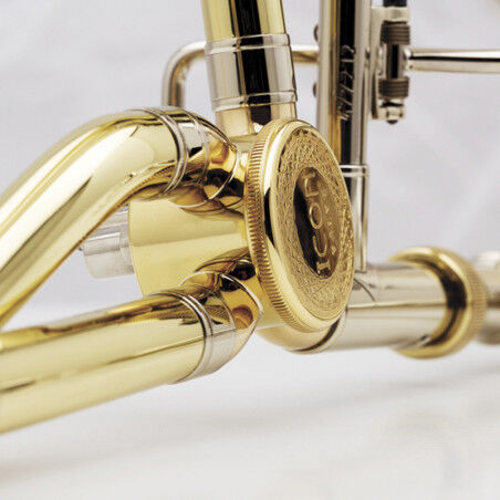 Trombón Sib/Fa COURTOIS AC422BO-1-0 Lacado