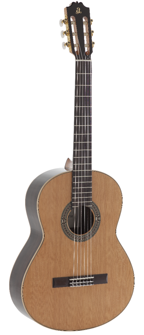 Guitarra Clsica Admira A8 Serie Artesana