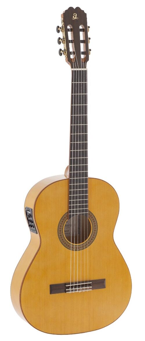 Guitarra Clsica Admira Triana Serie Flamenco Electrificada Con Fishman