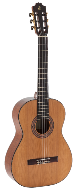 Guitarra Clásica Admira A40 Satinada Serie Artesanía