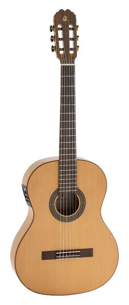 Guitarra Clásica Admira Macarena Electrificada Fishman Serie Flamenco Guitarra Clásica Admira Macarena Electrificada Fishman Serie Flamenco