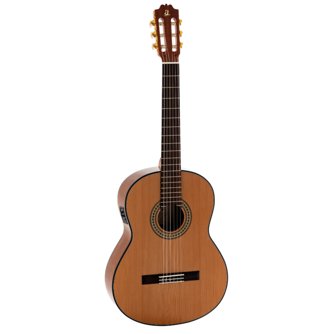 Guitarra Clásica Admira A1 Electrificada Fishman Serie Artesanía