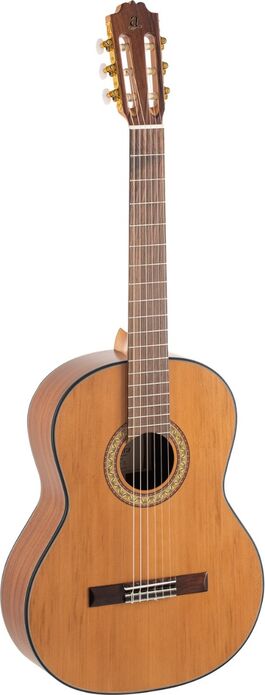 Guitarra Clásica Admira A2 Serie Artesanía Satinada