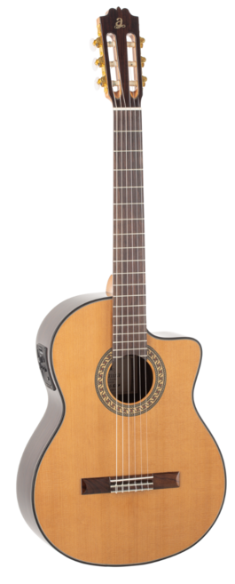 Guitarra Clásica Admira A6 Electrificada Con Cutaway Con Fishman Serie Artesanía