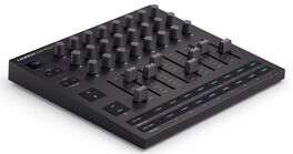 Superficie De Control Novation Xl 3