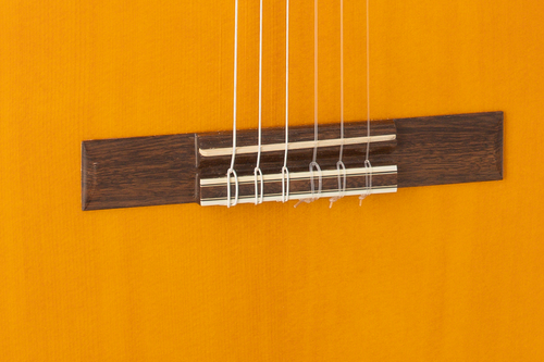 Guitarra Clásica Admira Triana Serie Flamenco Electrificada Cutaway Fishman